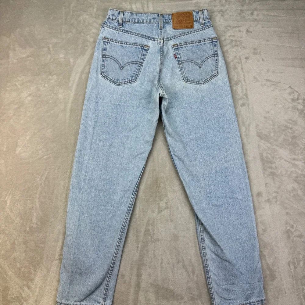 Levis 550 Jeans Mens 33 (30x32) Relaxed Vintage 90s 1996 Made in USA Light Wash